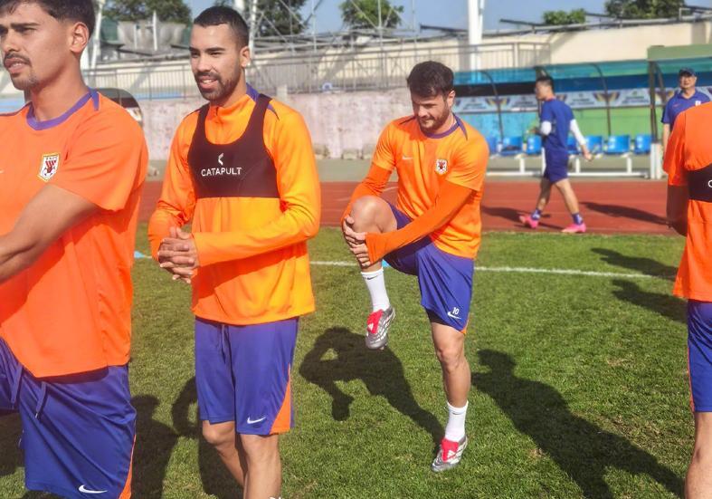 世界杯手机直播客户端-泰山对二雷太宽容了！洛佩斯把彭啸练出来了，1米91中场空降青岛