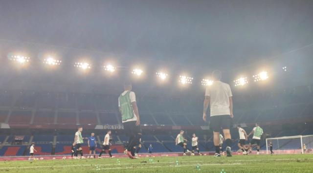 世界杯手机直播客户端-【奥运男足】10人德国3比2险胜沙特 乌杜奥凯制胜球